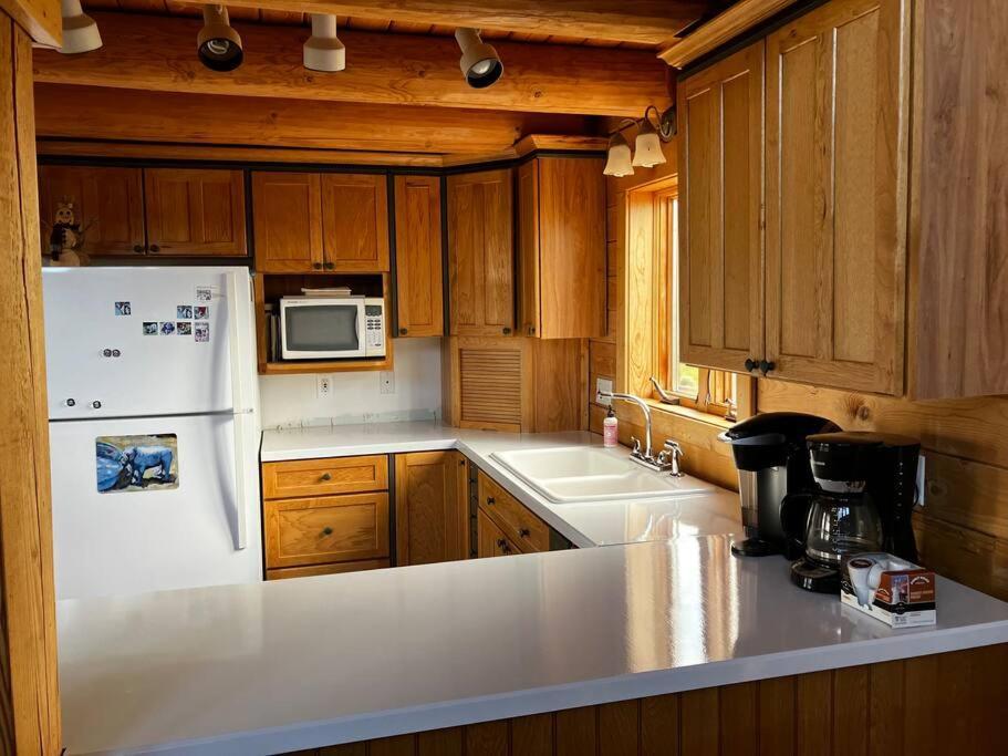 New Listing! River Frontage! Clark Exterior foto