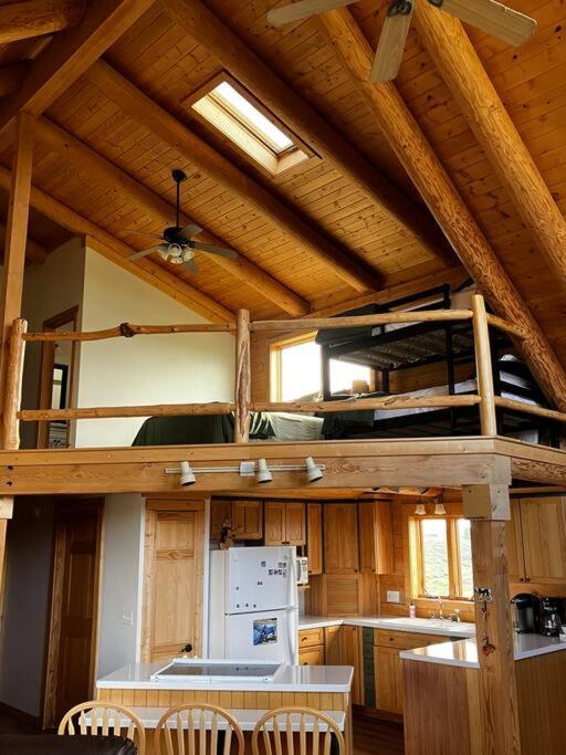 New Listing! River Frontage! Clark Exterior foto